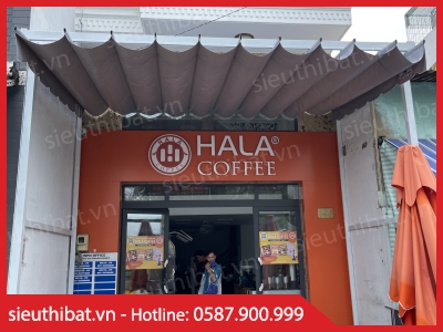 giá bạt kéo ngoài trời
