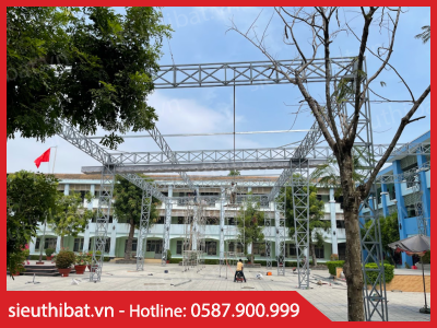 Lắp đặt bạt cho công trình trường tiểu học huyện Củ Chi